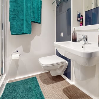 Deluxe Studio - Image 4