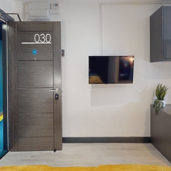 Executive Studio - Image 8