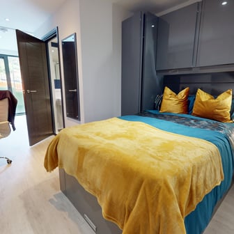 Executive Studio - Image 2