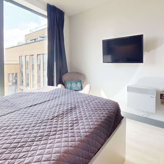 Premium 2 Bed Apartment - Image 2