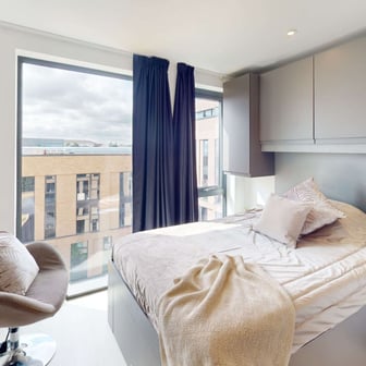 Premium 2 Bed Apartment - Image 1