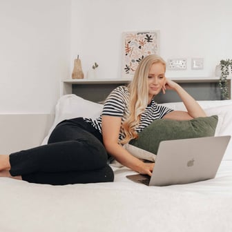 Gold En Suite - Image 2