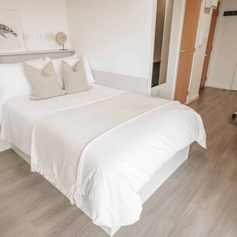 Gold Studio - Image 2