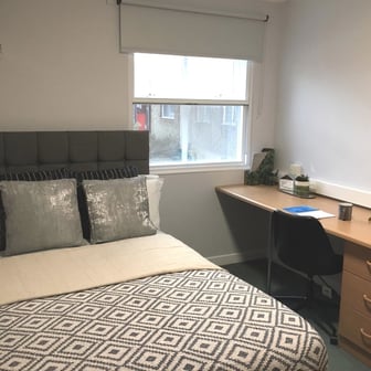 Classic Ensuite Plus - Image 1