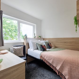 Gold Ensuite Medium - Image 2