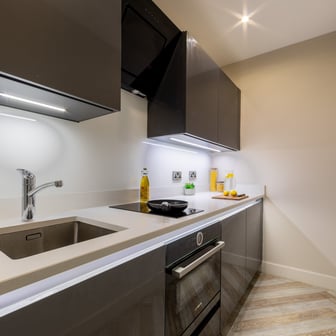 Platinum 1 Bed Apartment - Image 4