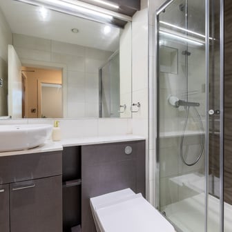 Platinum 1 Bed Apartment - Image 6