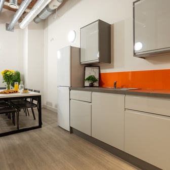 Gold Ensuite - Image 5