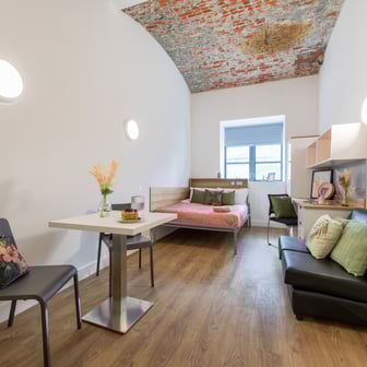 Gold Studio - Image 1