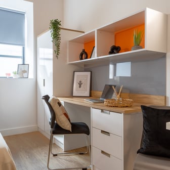 Bronze Studio - Image 1