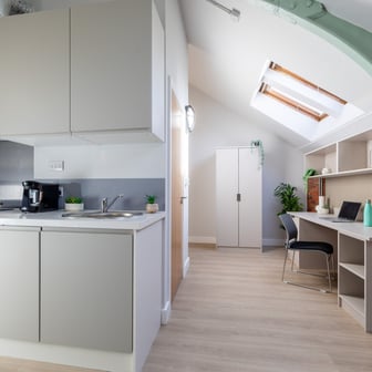 Platinum Studio - Image 1