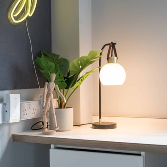 Large Platinum En Suite - Image 3