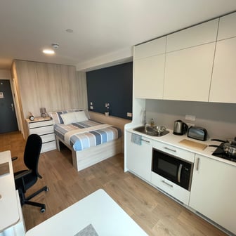 Premium Plus - Image 3