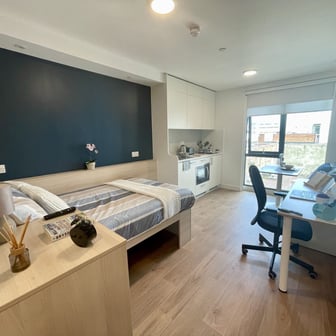 Premium Plus - Image 1