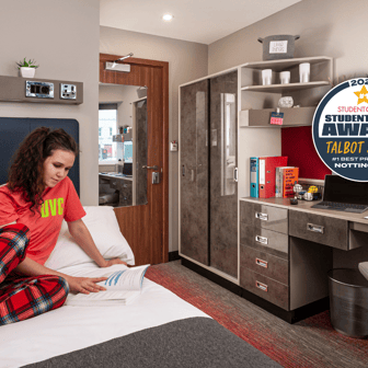 Gold En-suite Serviced Apartment - Image 1