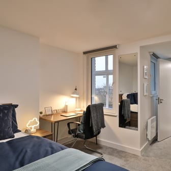 Gold Penthouse Studio - Image 2