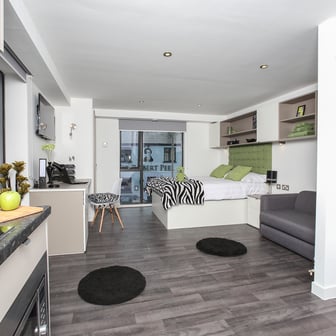 Premium Studio - Image 1