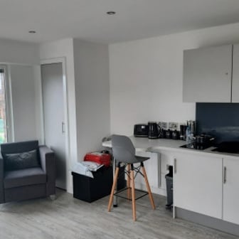 Premium Plus Studio - Image 6