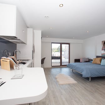 Gold Plus Studio - Image 1