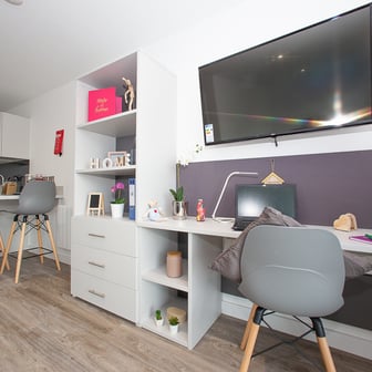 Gold Plus Studio - Image 1