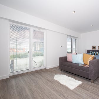 Gold Studio - Image 1