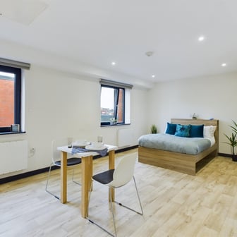 Platinum Studio - Image 2