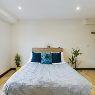 Platinum Studio - Image 1