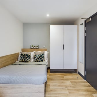 Ensuite Townhouse - Image 1