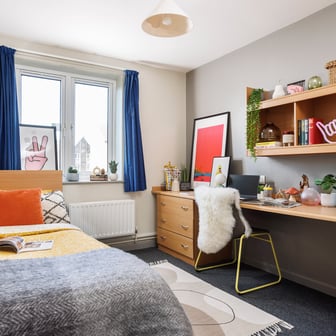 Bronze En Suite - Image 2