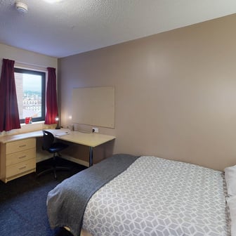 Classic 5 Bed Ensuite Plus - Image 1