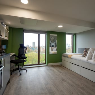 Silver Plus Studio - Image 1