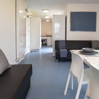 Deluxe Plus Ensuite with Sea View - Image 5