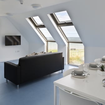 Premium Ensuite With Sea View - Image 1