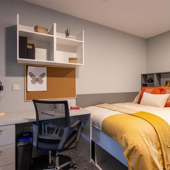 Premium Studio - Image 1