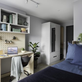 5 Bed Standard Ensuite - Image 2