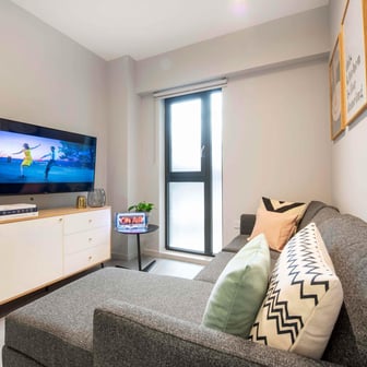 3 Bed Premium Ensuite - Image 3