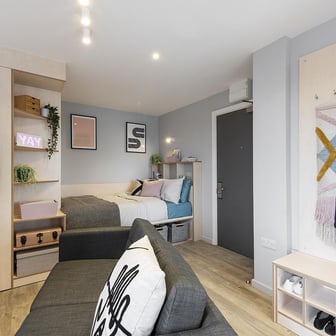 Executive Studio - Image 2