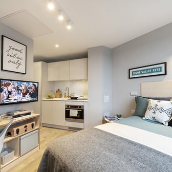 Premium Studio - Image 1