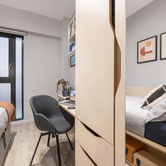 6 Bed Standard Ensuite - Image 4