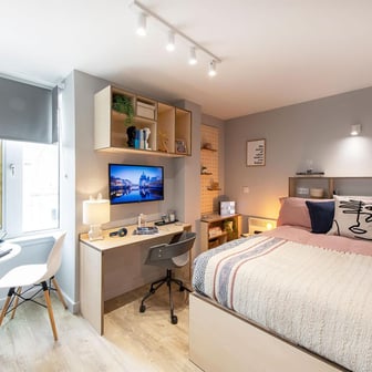 Premium Studio - Image 1