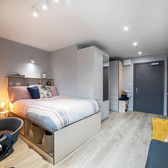 Premium Studio - Image 2