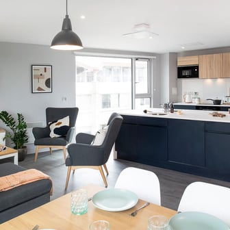 7 Bed Premium Ensuite - Image 5