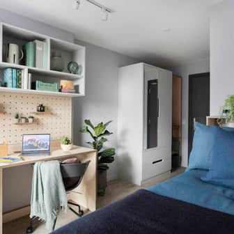 5 Bed Essential Plus Ensuite - Image 1