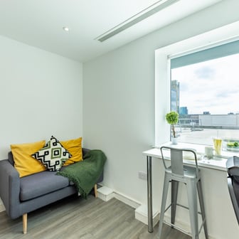 Bronze Studio - Image 1