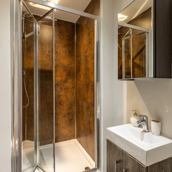 2 Bed Apartment - Image 7