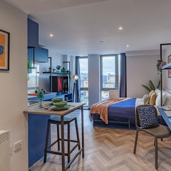 Gold Suite - Image 1