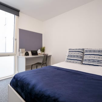 Bronze Ensuite - Image 1