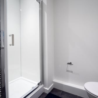 Bronze Ensuite - Image 3