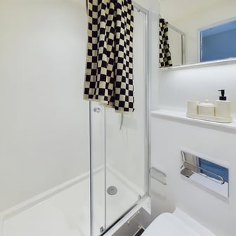 Superior Ensuite Plus - Image 5