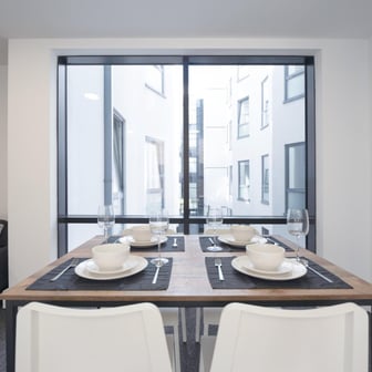 Gold Ensuite - Image 2